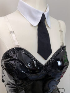 エナメルバニーのネクタイ　セット